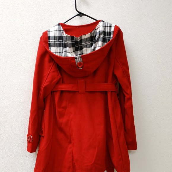 RED SHORT DOUBLEBREASTED TRENCH COAT. - Picture 2 of 7